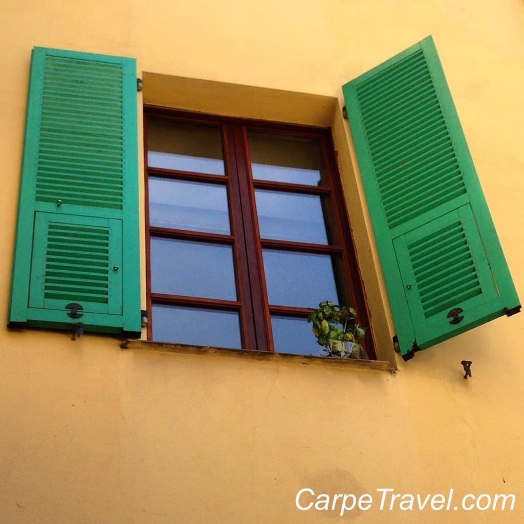 windows in menton