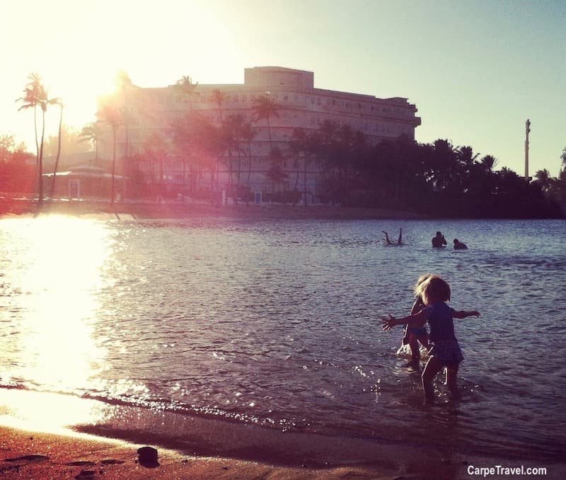 Things to do with kids in San Juan - hit the beach! El Escambron and Isla Verde Public Beach are two great beachs for kids. Click over for more ideas on things to do with kids in San Juan, Puerto Rico. 