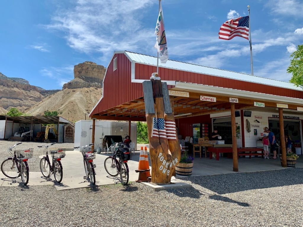 Things to do in Palisade Colorado - Local Fruit Stands