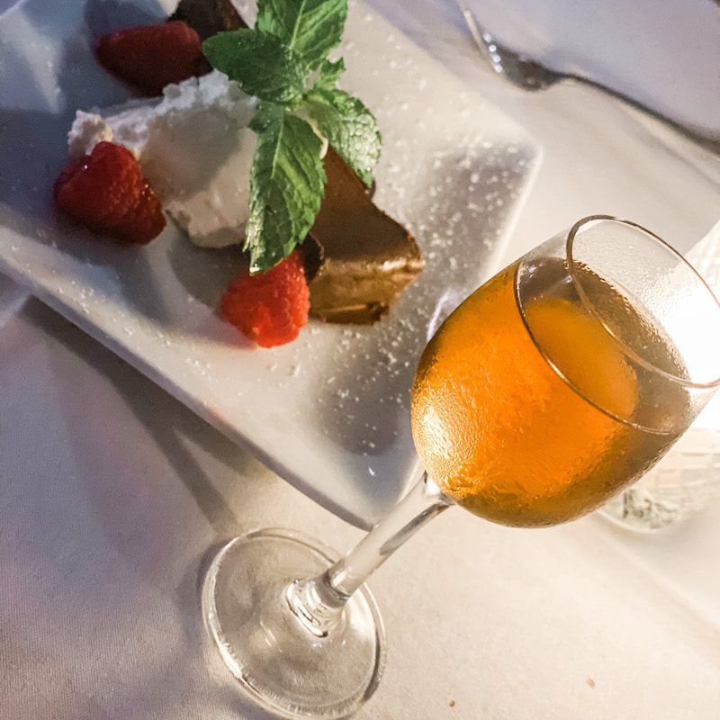 What is Vin Santo - Italian dessert wine